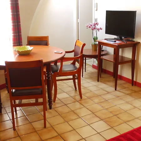 Hotelhome 16 3*