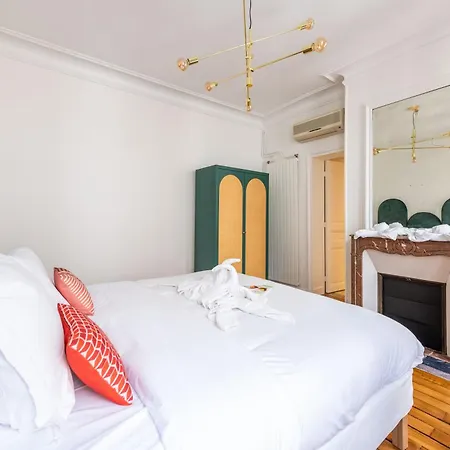 Hotelhome 16 3* Paris