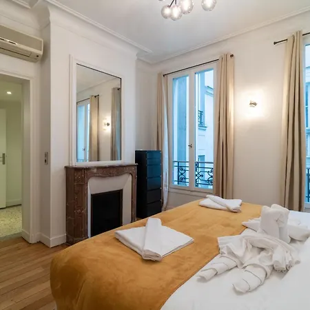 Hotelhome 16 3*