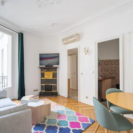 Апарт-отель Hotelhome 16 4*