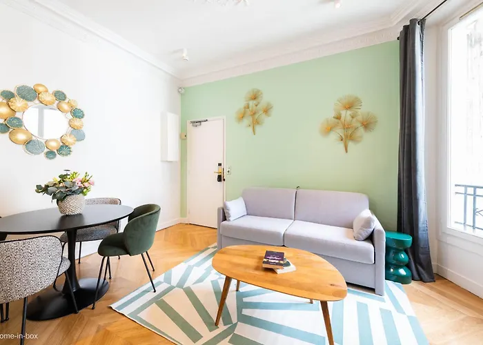 Hotelhome 16 Aparthotel 4*