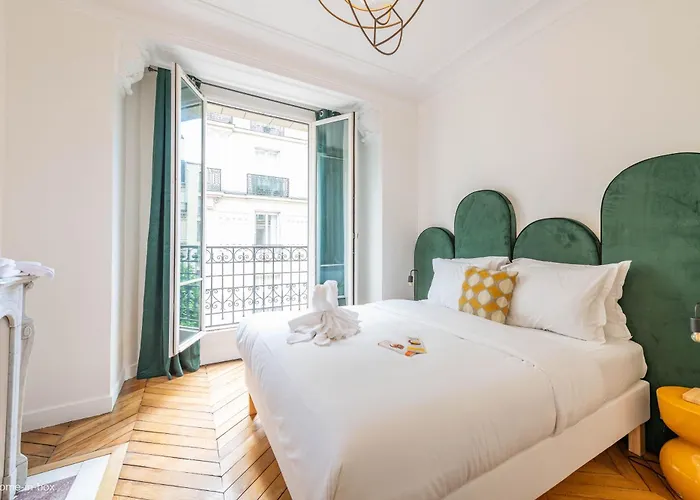 Hotelhome 16 4*