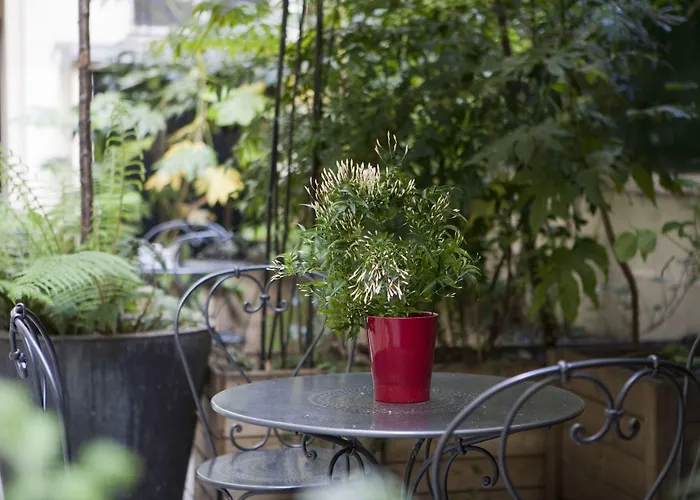 Aparthotel Hotelhome 16 4*