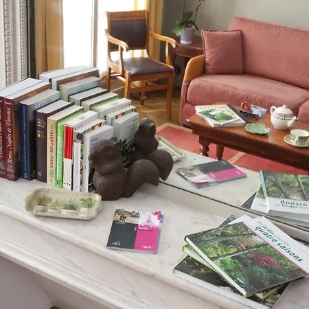 Hotelhome 16 4* Paris