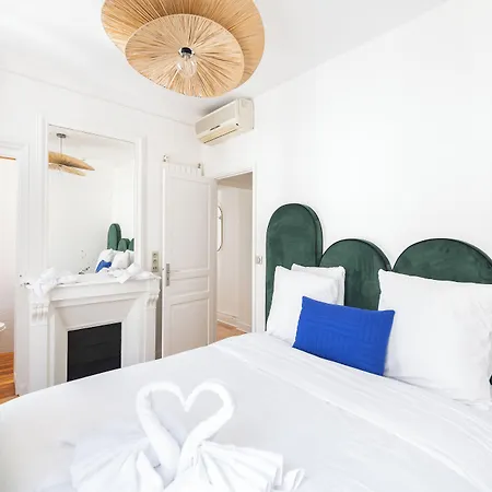 Appart hôtel Hotelhome 16 4*